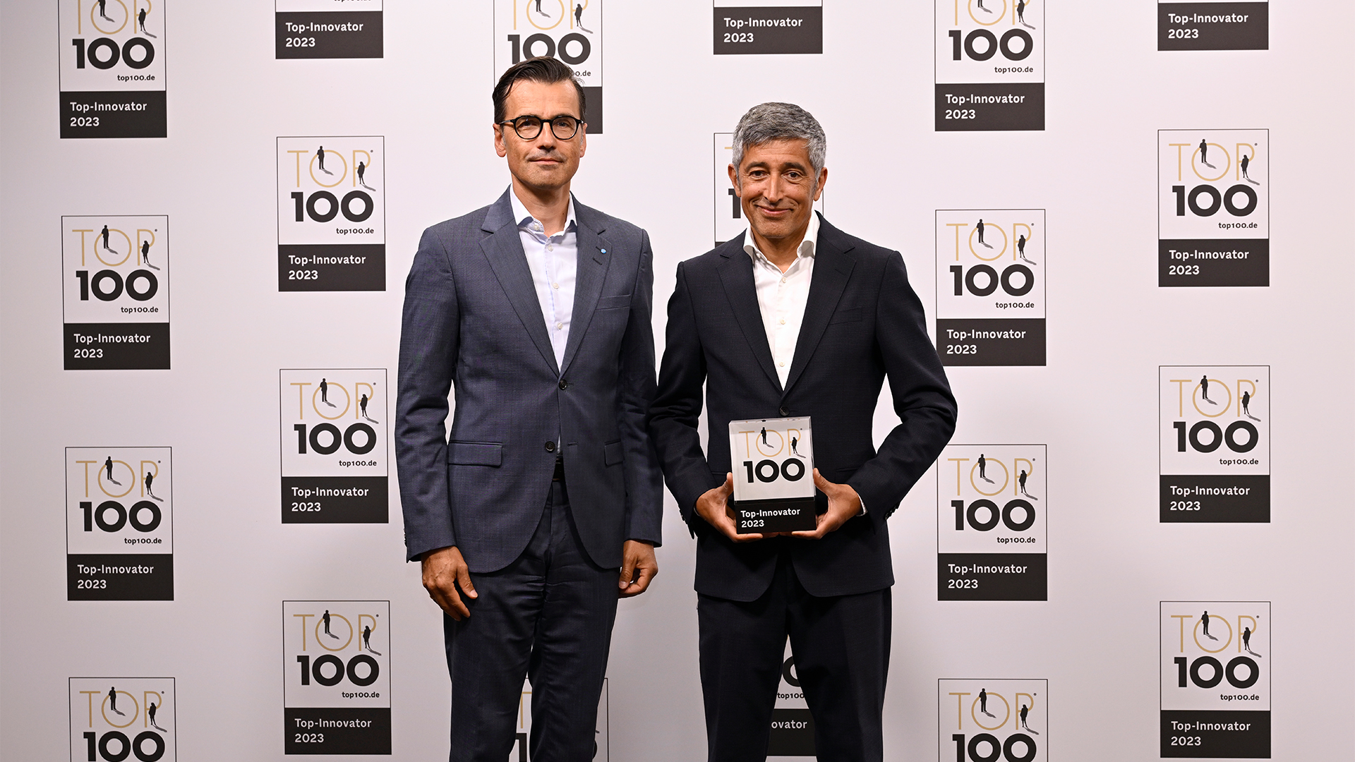 TOP 100-Preisverleihung: Brasseler nimmt Auszeichnung entgegen